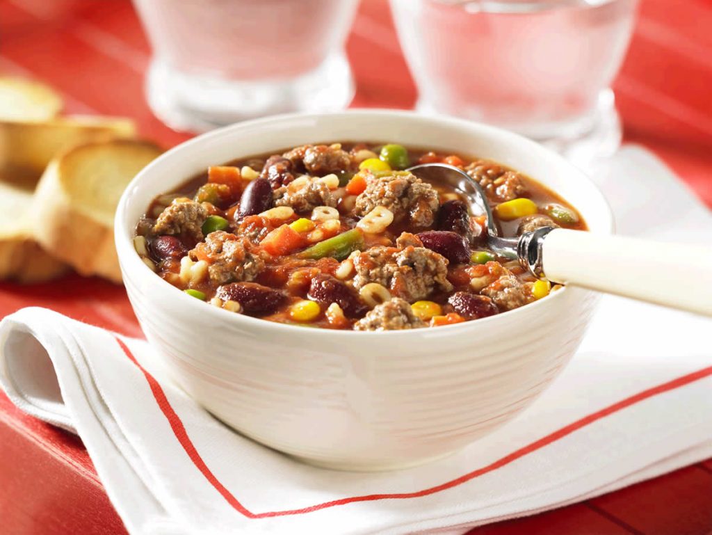 Hearty-Beef-Minestrone-Soup