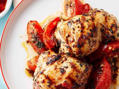 tomato-chicken-with-roasted-onion-compote